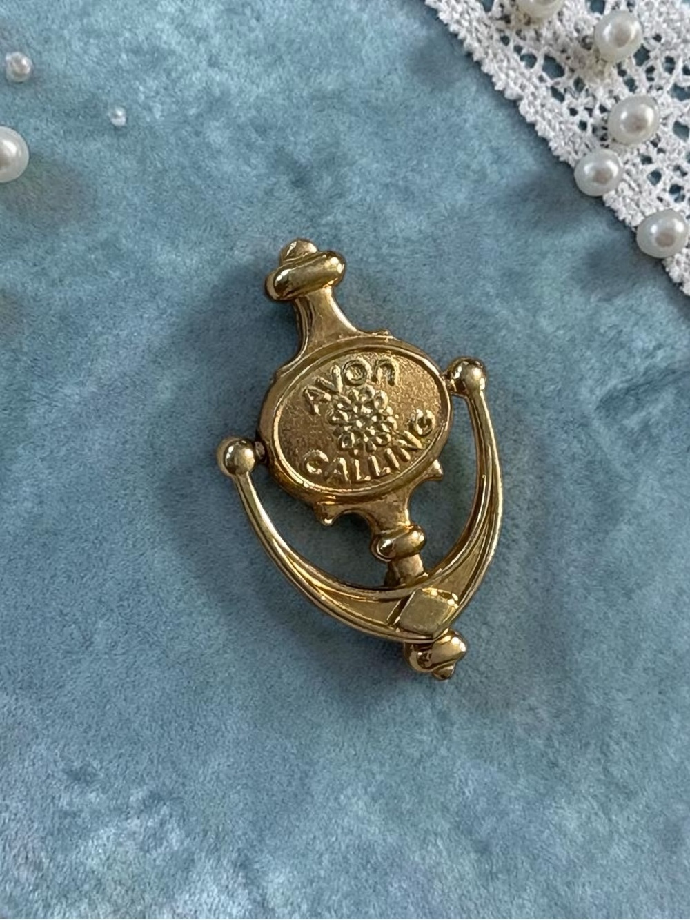 Avon Gold-Tone Door Knocker Pin